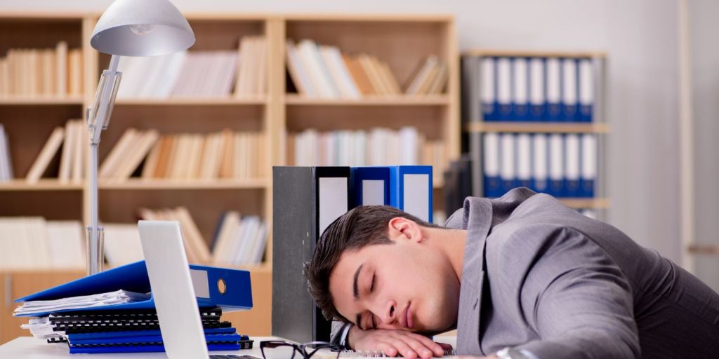 Përgjumja e tepërt gjatë ditës - shkaku dhe trajtimi